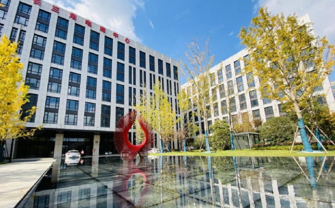 上海閔行虹橋商務區4-5元租金寫字樓，品質辦公空間，誠邀入駐