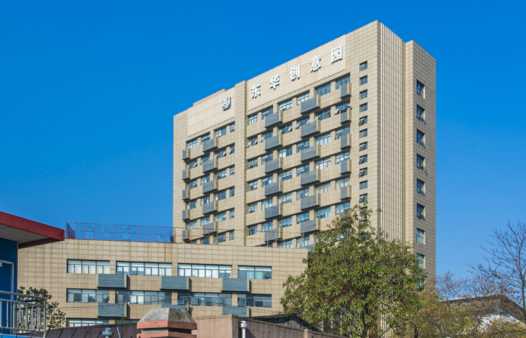 上海東華創(chuàng)意園招租電話，開啟靈感之旅。創(chuàng)意無限，商機滿園！