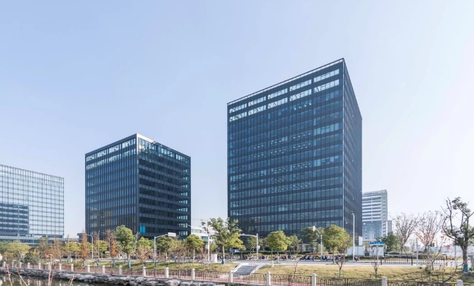 上海虹橋中建錦繡天地：匠心筑造，城市生活新典范！