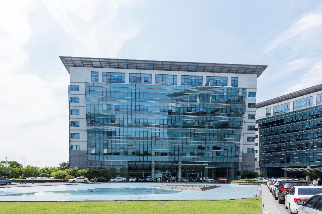 上海虹橋國際科技廣場(chǎng)：四棟現(xiàn)代建筑，打造5A級(jí)商務(wù)中心
