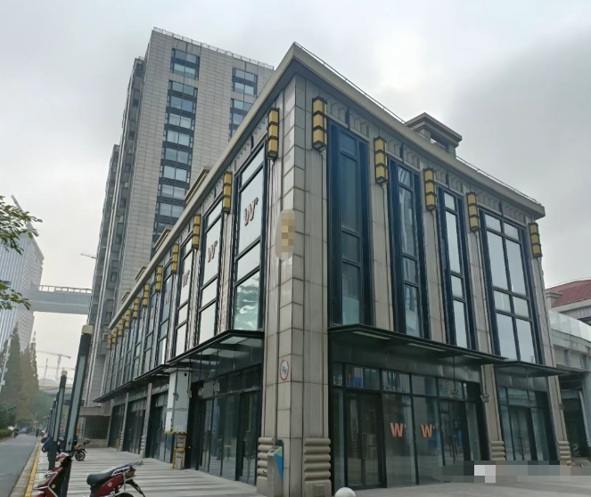 上海靜安區出售獨棟：市北地鐵口，商業產權，得房率超200%+18車位